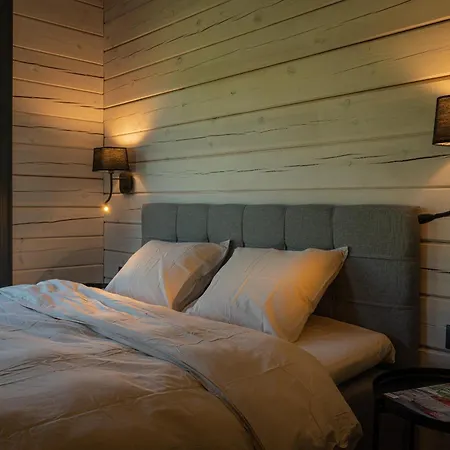 Metsa Puhkemaja * Tahkuranna