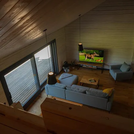 Metsa Puhkemaja * Tahkuranna