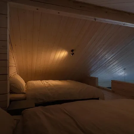 Metsa Puhkemaja بيت للعطل Tahkuranna