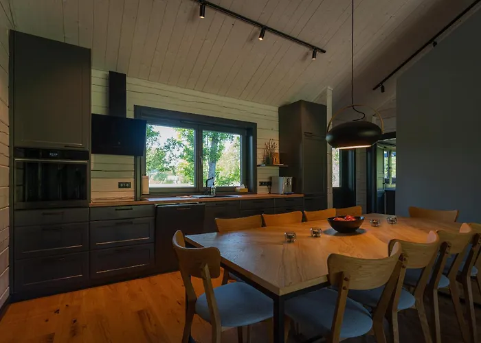 بيت للعطل Metsa Puhkemaja Tahkuranna